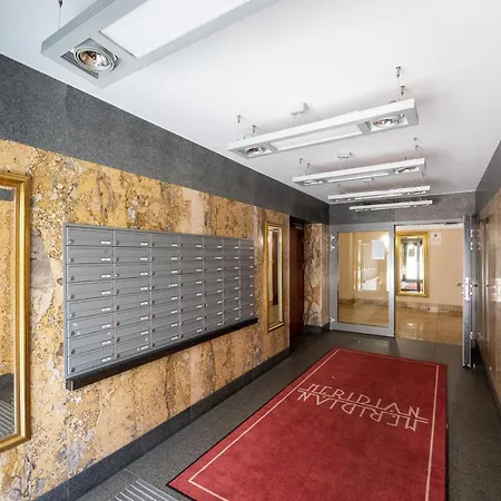 Meridian Comfort * وارسو