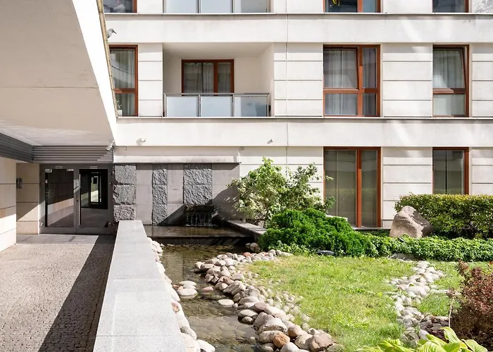 Meridian Comfort * Varsó